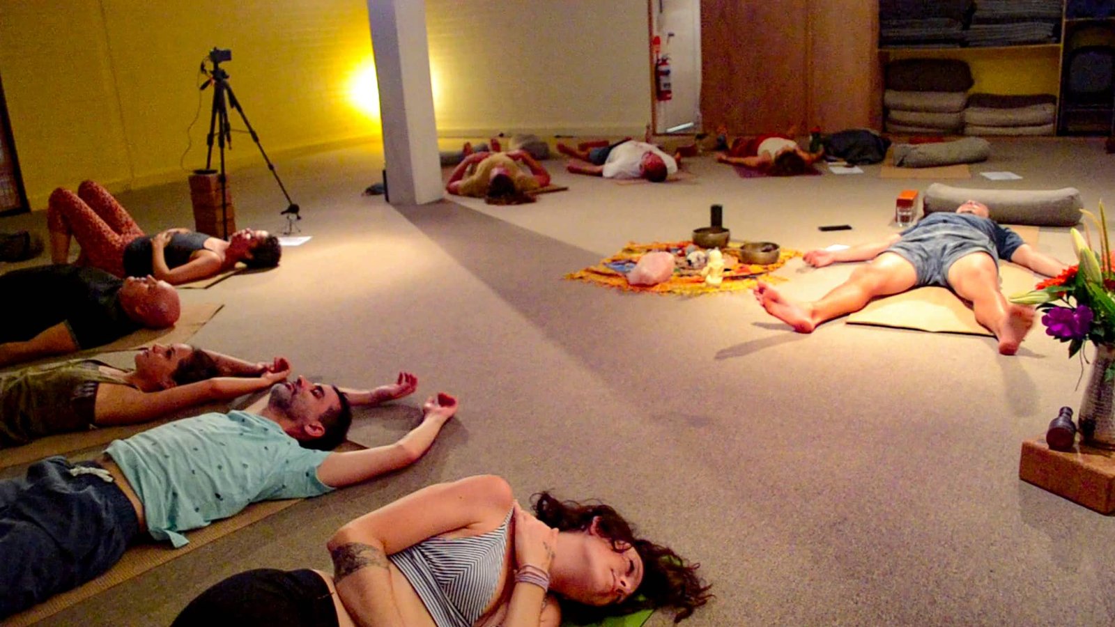 Deep relaxation and allowing in a Shaking Medicine session